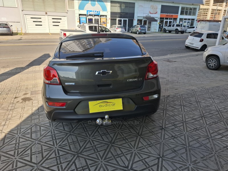 CRUZE 1.8 LT 16V FLEX 4P AUTOMÁTICO - 2013 - CAXIAS DO SUL