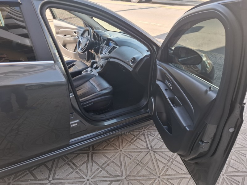 CRUZE 1.8 LT 16V FLEX 4P AUTOMÁTICO - 2013 - CAXIAS DO SUL