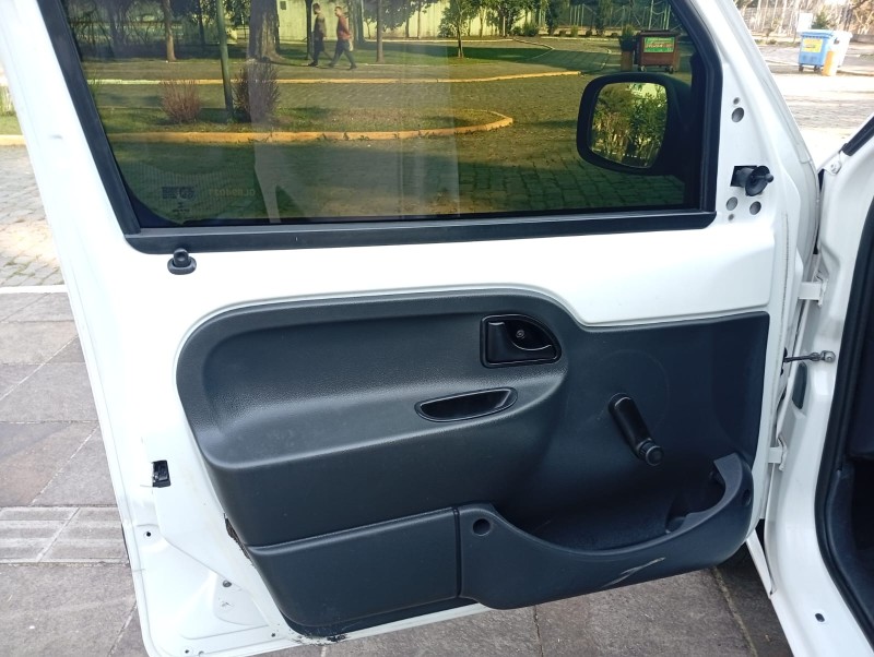 KANGOO 1.6 EXPRESS 16V GASOLINA 4P MANUAL - 2016 - FARROUPILHA
