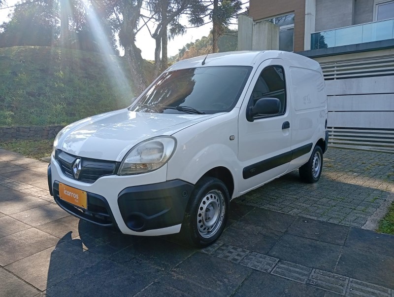 KANGOO 1.6 EXPRESS 16V GASOLINA 4P MANUAL - 2016 - FARROUPILHA