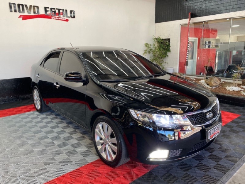 CERATO 1.6 SX3 16V GASOLINA 4P AUTOMÁTICO - 2013 - CAXIAS DO SUL