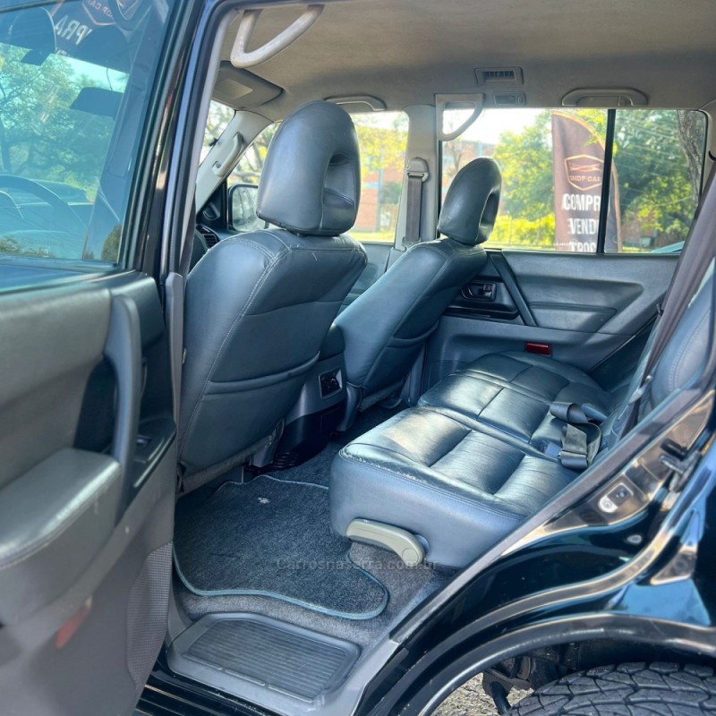 PAJERO FULL 3.2 GLS 4X4 16V TURBO INTERCOOLER DIESEL 4P AUTOMÁTICO - 2001 - MONTENEGRO
