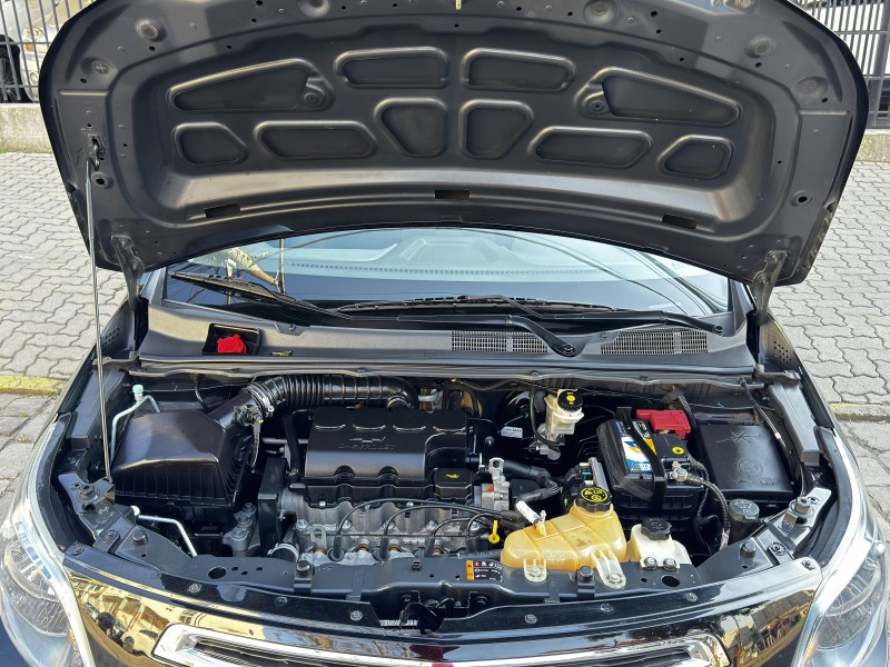 COBALT 1.8 MPFI LTZ 8V FLEX 4P MANUAL - 2014 - CAXIAS DO SUL