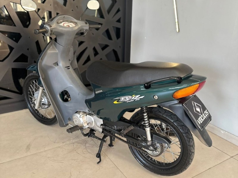BIZ 100 ES - 2004 - ENCANTADO