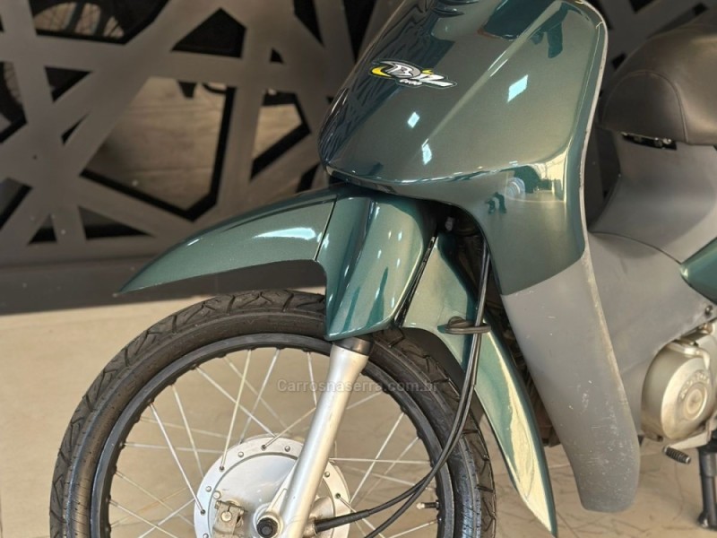 BIZ 100 ES - 2004 - ENCANTADO
