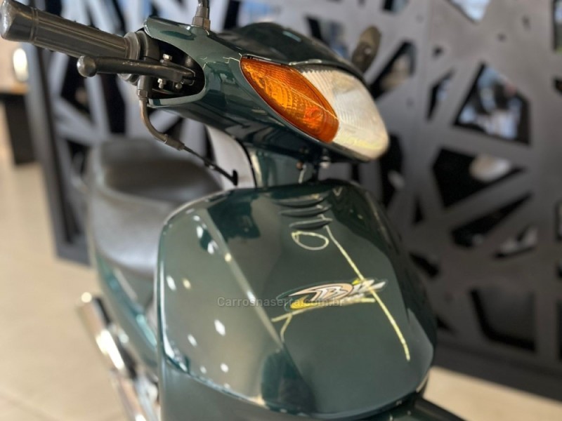 BIZ 100 ES - 2004 - ENCANTADO