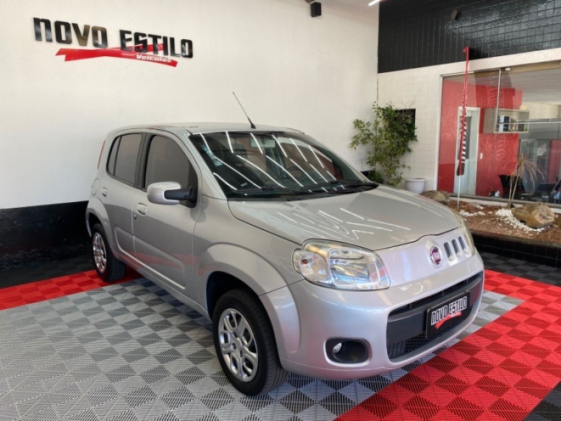 UNO 1.0 EVO VIVACE 8V FLEX 4P MANUAL - 2014 - CAXIAS DO SUL