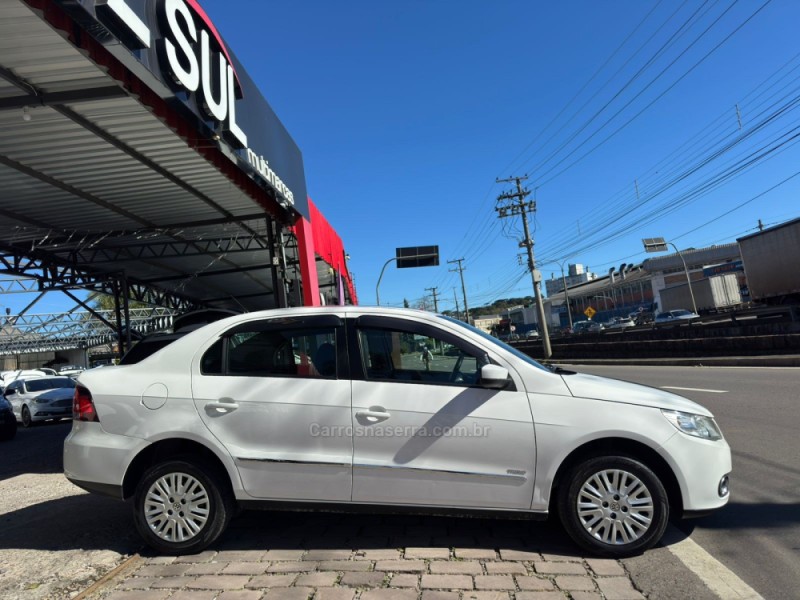 VOYAGE 1.6 MI TREND 8V FLEX 4P MANUAL - 2012 - CAXIAS DO SUL