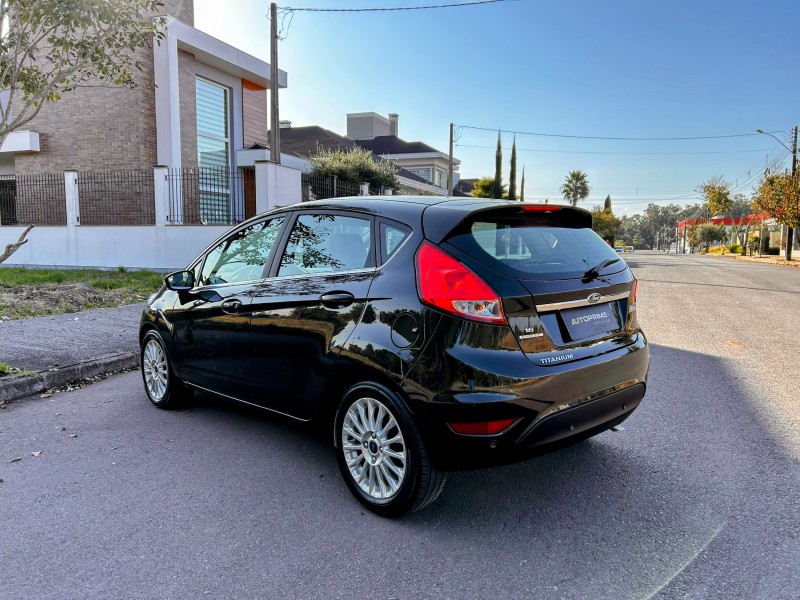 FIESTA 1.6 TITANIUM PLUS HATCH 16V FLEX 4P AUTOMÁTICO - 2016 - BENTO GONçALVES