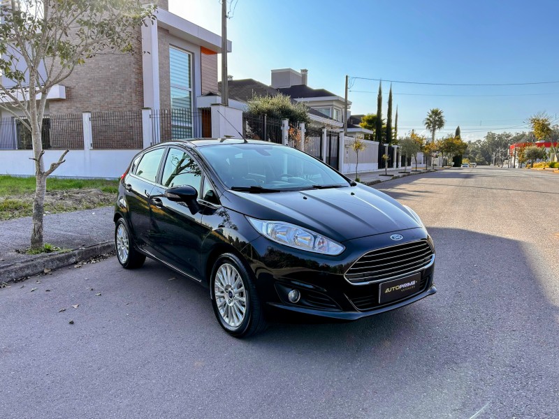 FIESTA 1.6 TITANIUM PLUS HATCH 16V FLEX 4P AUTOMÁTICO - 2016 - BENTO GONçALVES