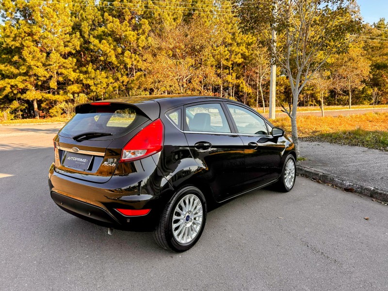 FIESTA 1.6 TITANIUM PLUS HATCH 16V FLEX 4P AUTOMÁTICO - 2016 - BENTO GONçALVES