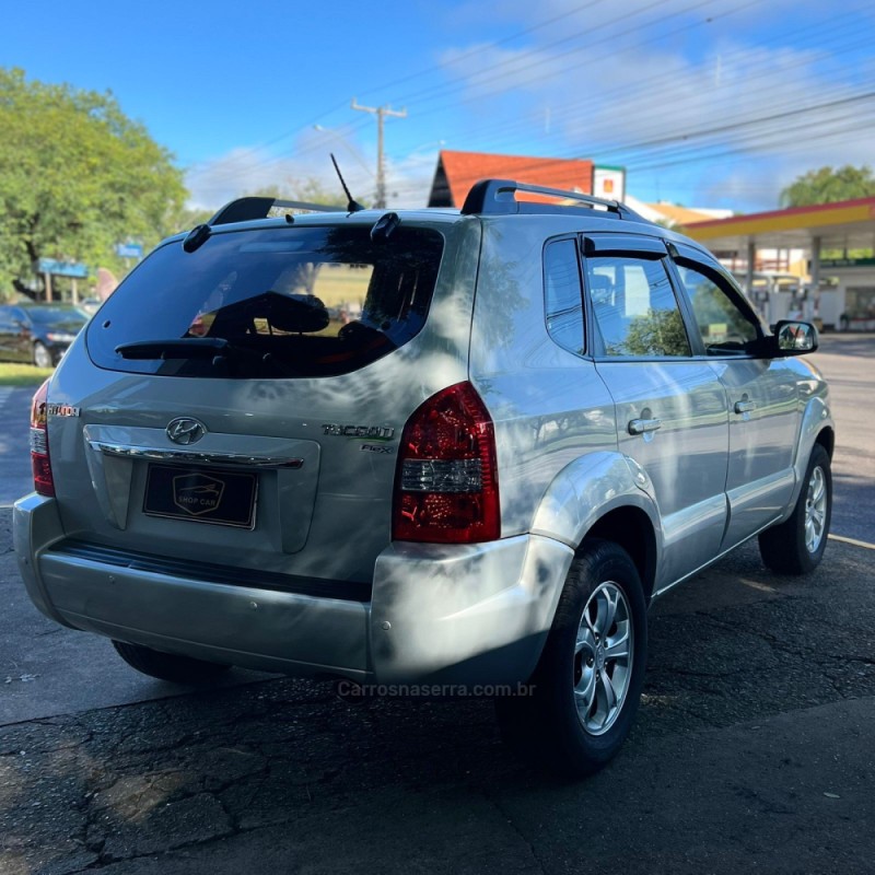 TUCSON 2.0 MPFI GLS 16V 143CV 2WD FLEX 4P AUTOMÁTICO - 2013 - MONTENEGRO