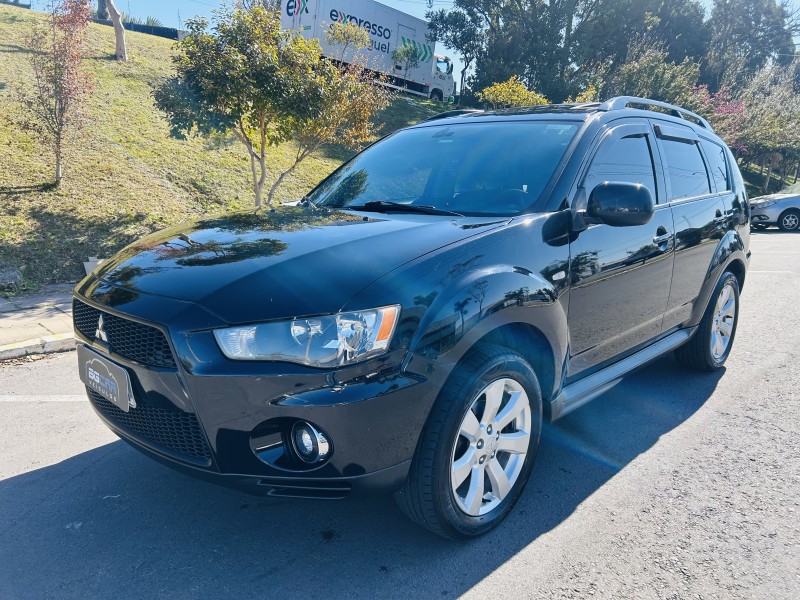 OUTLANDER 3.0 GT 4X4 V6 24V GASOLINA 4P AUTOMÁTICO