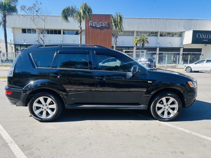 OUTLANDER 3.0 GT 4X4 V6 24V GASOLINA 4P AUTOMÁTICO - 2011 - BENTO GONçALVES