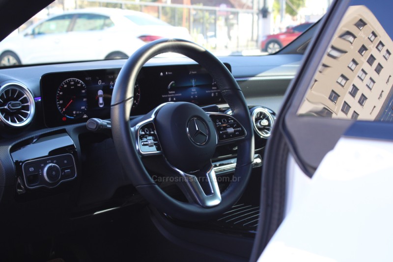 CLA 250 2.0 SPORT 16V TURBO GASOLINA 4P AUTOMÁTICO - 2023 - CAXIAS DO SUL