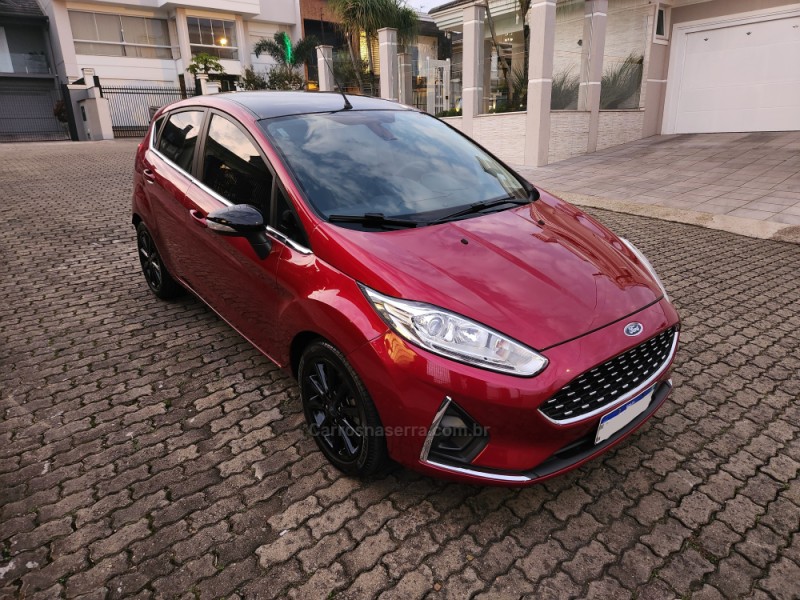FIESTA 1.6 TITANIUM PLUS HATCH 16V FLEX 4P AUTOMÁTICO - 2018 - MONTENEGRO