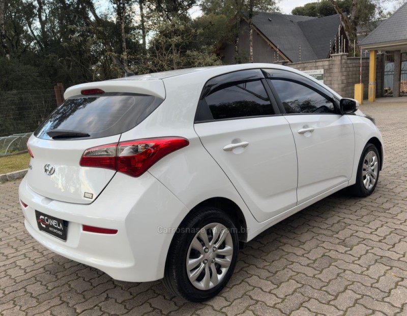 HB20 1.0 COMFORT PLUS 12V TURBO FLEX 4P MANUAL - 2016 - CANELA
