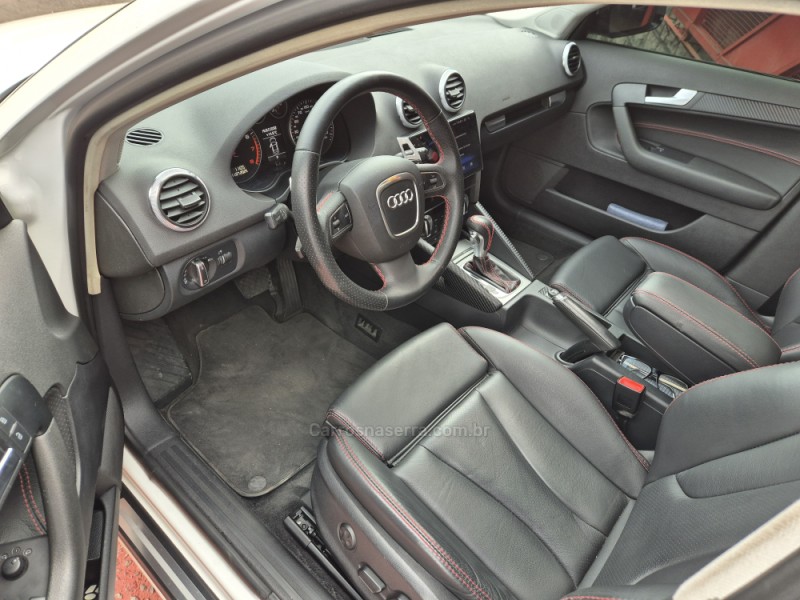 A3 2.0 TFSI SPORTBACK 16V GASOLINA 4P S-TRONIC - 2010 - FARROUPILHA