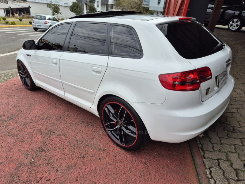 A3 2.0 TFSI SPORTBACK 16V GASOLINA 4P S-TRONIC - 2010 - FARROUPILHA
