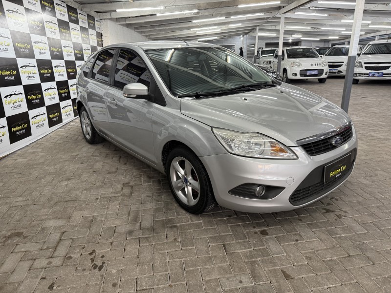 FOCUS 1.6 SE PLUS 16V FLEX 4P MANUAL - 2011 - CAXIAS DO SUL