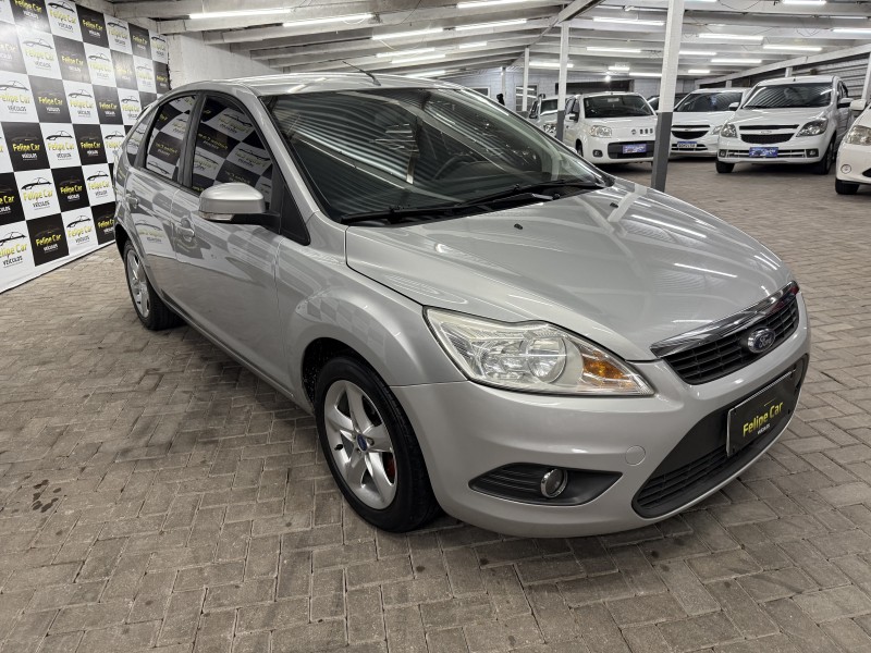 FOCUS 1.6 SE PLUS 16V FLEX 4P MANUAL - 2011 - CAXIAS DO SUL