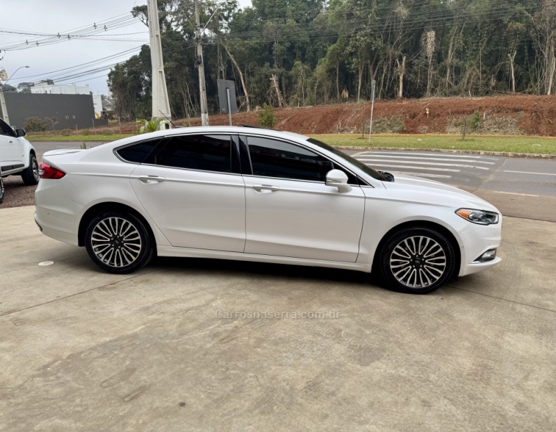 FUSION 2.0 TITANIUM GTDI ECOBOOST AWD AUTOMÁTICO - 2017 - LAJEADO