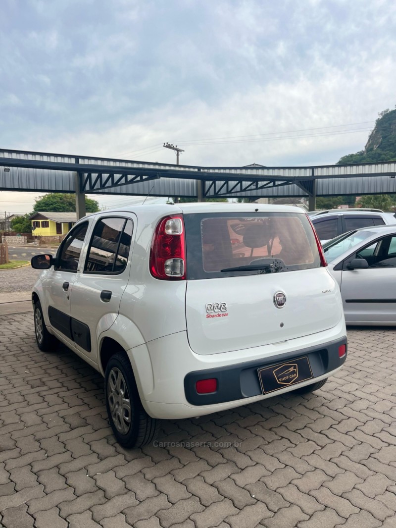 UNO 1.0 EVO VIVACE 8V FLEX 4P MANUAL - 2013 - MONTENEGRO