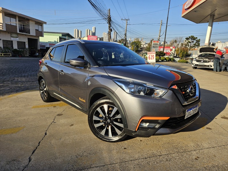KICKS 1.6 16V FLEX RIO 2016 4P XTRONIC - 2017 - CAXIAS DO SUL