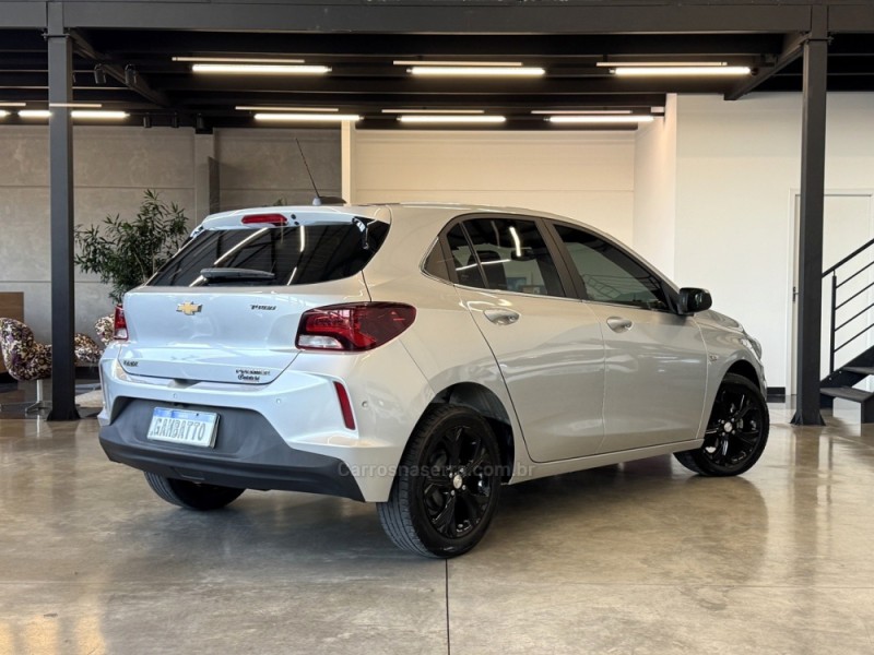 ONIX 1.0 PREMIER II 12V TURBO FLEX 4P AUTOMÁTICO - 2022 - BENTO GONçALVES