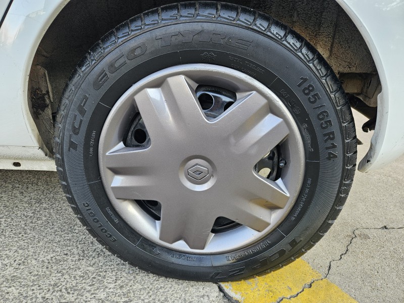 CLIO 1.0 CAMPUS 16V FLEX 4P MANUAL - 2011 - CAXIAS DO SUL