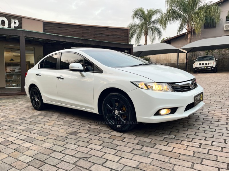 CIVIC 2.0 EXR 16V FLEX 4P AUTOMÁTICO - 2014 - DOIS IRMãOS