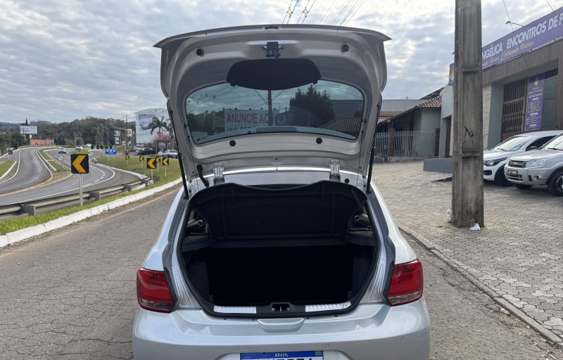 GOL 1.0 MI ROCK IN RIO 8V FLEX 4P MANUAL - 2016 - DOIS IRMãOS