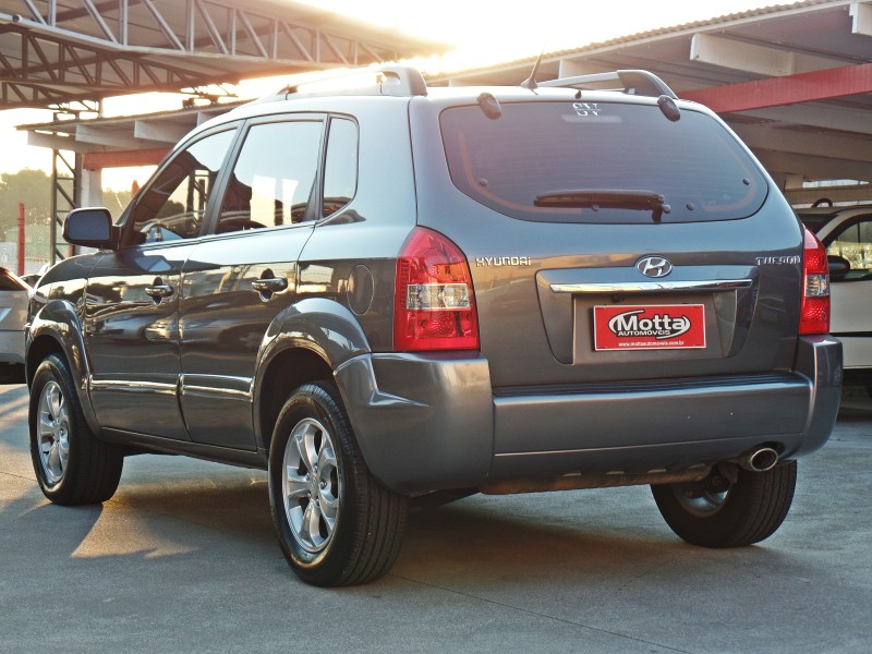 TUCSON 2.0 MPFI GLS 16V 143CV 2WD FLEX 4P AUTOMÁTICO - 2016 - CAXIAS DO SUL