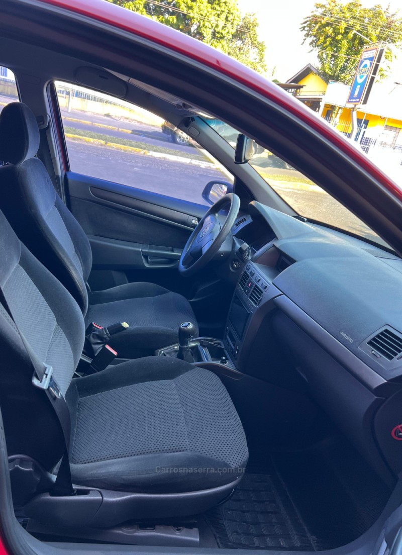 VECTRA 2.0 SFI GT HATCH 8V FLEX 4P AUTOMÁTICO - 2009 - PAROBé