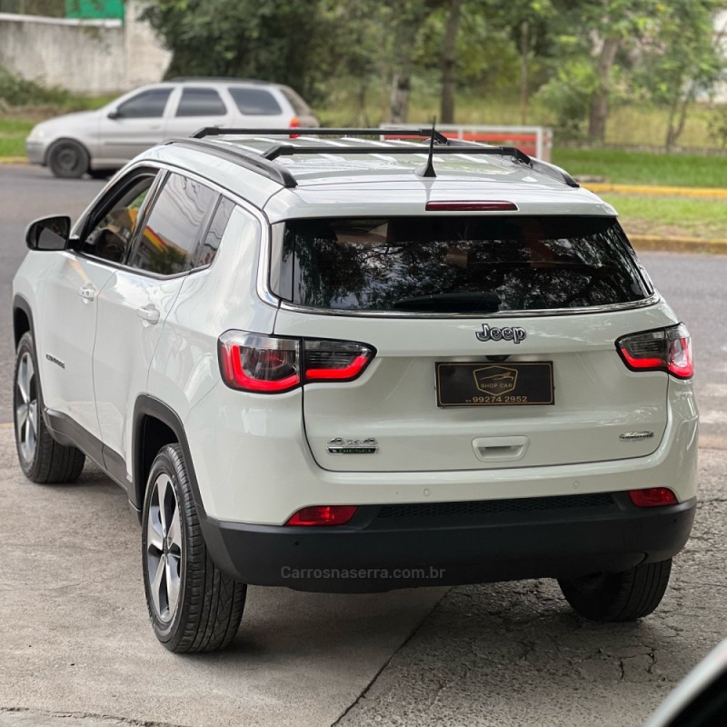COMPASS 2.0 16V DIESEL LONGITUDE 4X4 AUTOMÁTICO - 2018 - MONTENEGRO