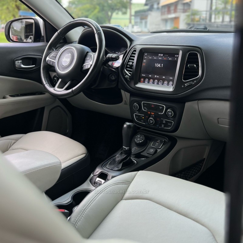 COMPASS 2.0 16V DIESEL LONGITUDE 4X4 AUTOMÁTICO - 2018 - MONTENEGRO