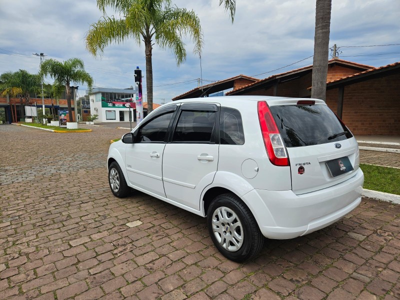 FIESTA 1.0 MPI HATCH 8V FLEX 4P MANUAL - 2009 - VENâNCIO AIRES