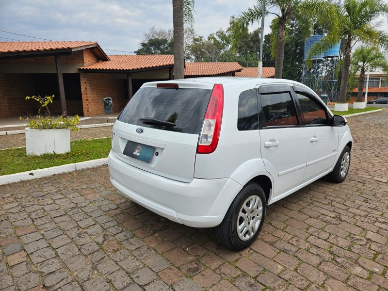 FIESTA 1.0 MPI HATCH 8V FLEX 4P MANUAL - 2009 - VENâNCIO AIRES