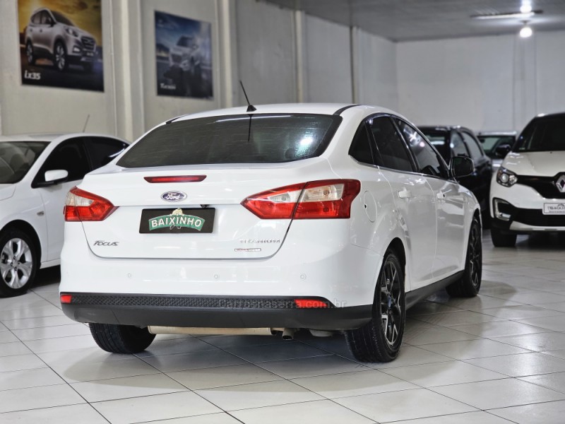 FOCUS 2.0 TITANIUM 16V FLEX 4P AUTOMÁTICO - 2015 - SAPUCAIA DO SUL