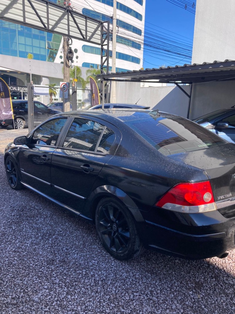 VECTRA 2.4 MPFI ELITE 16V FLEX 4P AUTOMÁTICO - 2006 - CAXIAS DO SUL