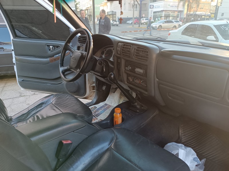 S10 2.8 EXECUTIVE 4X4 CD 12V TURBO INTERCOOLER DIESEL 4P MANUAL - 2008 - FLORES DA CUNHA
