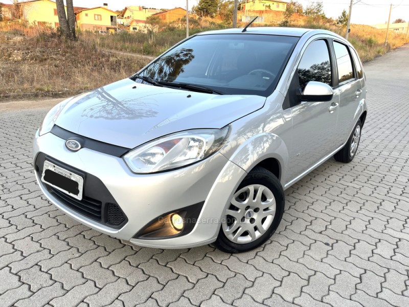 FIESTA 1.0 ROCAM SE 8V FLEX 4P MANUAL - 2014 - CAXIAS DO SUL