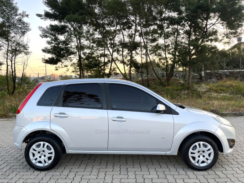 FIESTA 1.0 ROCAM SE 8V FLEX 4P MANUAL - 2014 - CAXIAS DO SUL