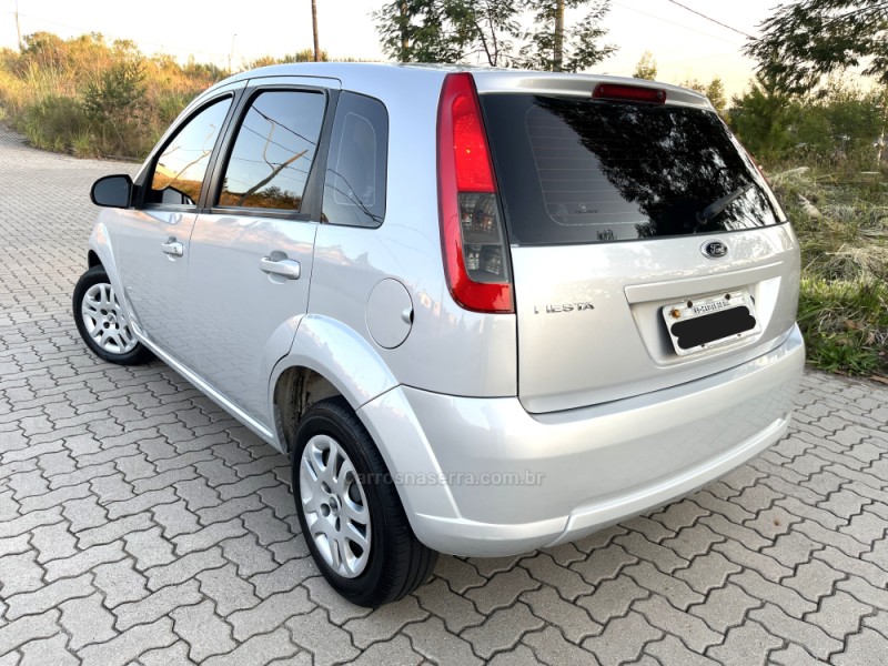 FIESTA 1.0 ROCAM SE 8V FLEX 4P MANUAL - 2014 - CAXIAS DO SUL