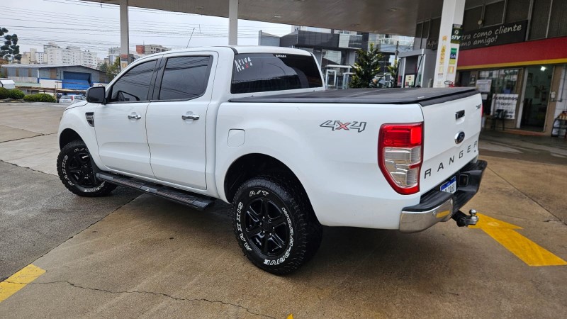 RANGER 3.2 XLT 4X4 CD 20V DIESEL 4P AUTOMÁTICO - 2014 - CAXIAS DO SUL