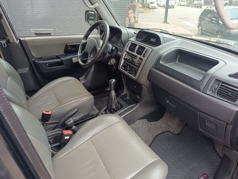PAJERO TR4 2.0 4X4 16V 131CV GASOLINA 4P MANUAL - 2003 - FLORES DA CUNHA