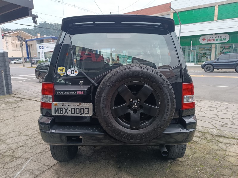 PAJERO TR4 2.0 4X4 16V 131CV GASOLINA 4P MANUAL - 2003 - FLORES DA CUNHA