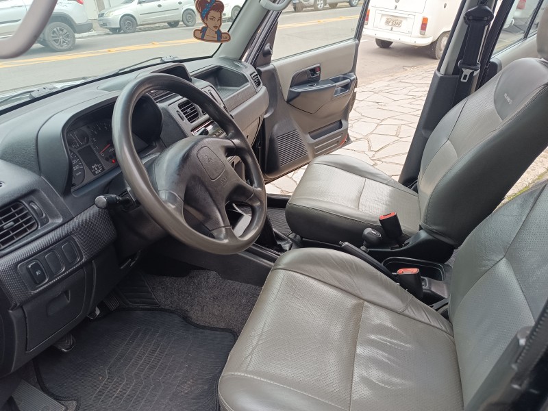 PAJERO TR4 2.0 4X4 16V 131CV GASOLINA 4P MANUAL - 2003 - FLORES DA CUNHA