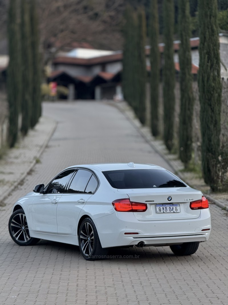 320I 2.0 SPORT 16V TURBO ACTIVE FLEX 4P AUTOMÁTICO - 2018 - CAXIAS DO SUL