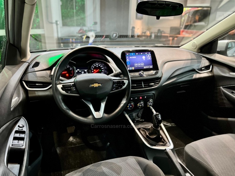 ONIX 1.0 LT 12V TURBO FLEX 4P MANUAL - 2024 - ESTâNCIA VELHA
